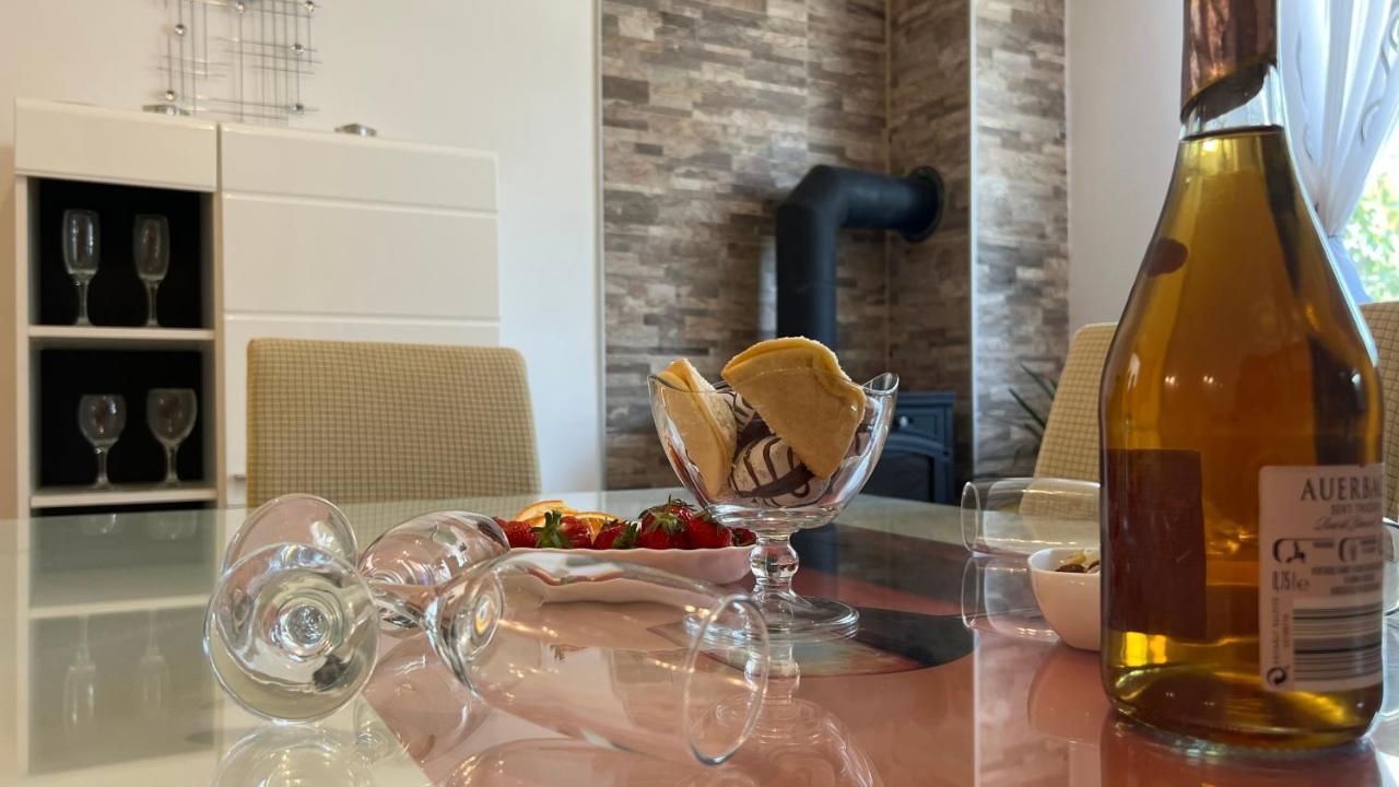 House Roca Apartment Водице Екстериор снимка