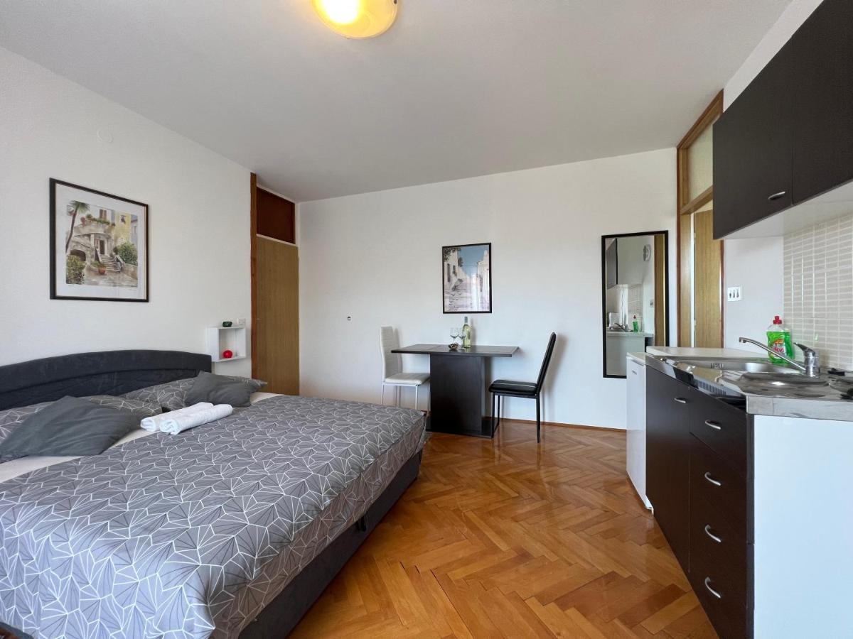 House Roca Apartment Водице Екстериор снимка